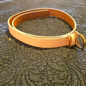 Lulus pink crocodile belt